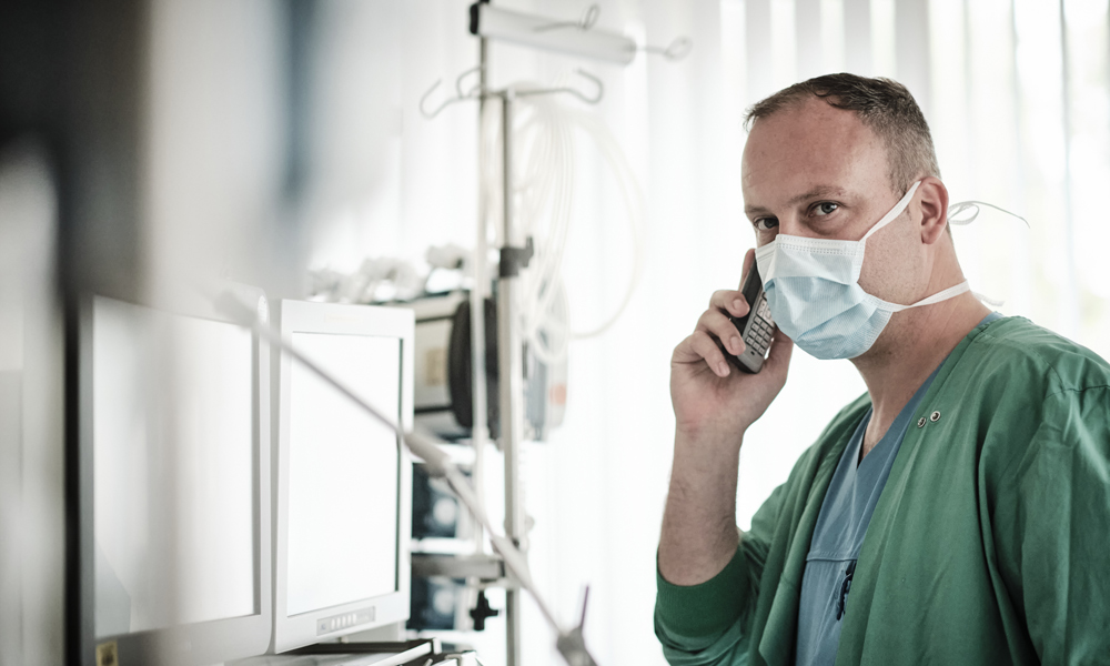 Dr. Henning Baust, Universitätsklinik für Anästhesiologie und Operative Intensivmedizin, Universitätsklinikum Halle.