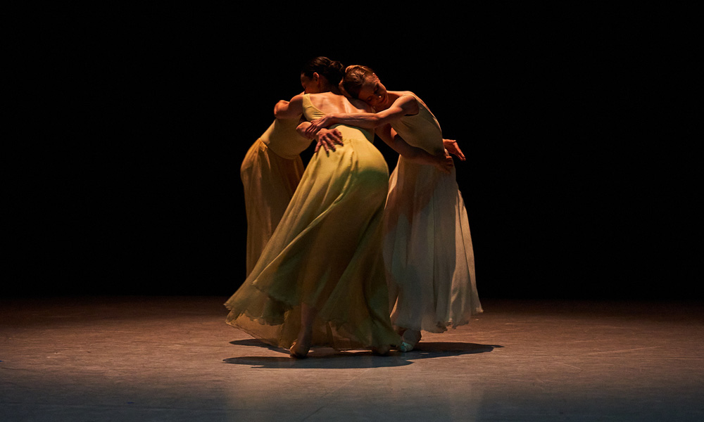 Tanzten in Originalbesetzung: Stephanie Chen Gundorph, Astrid Grarup Elbo und Ida Praetorius in 